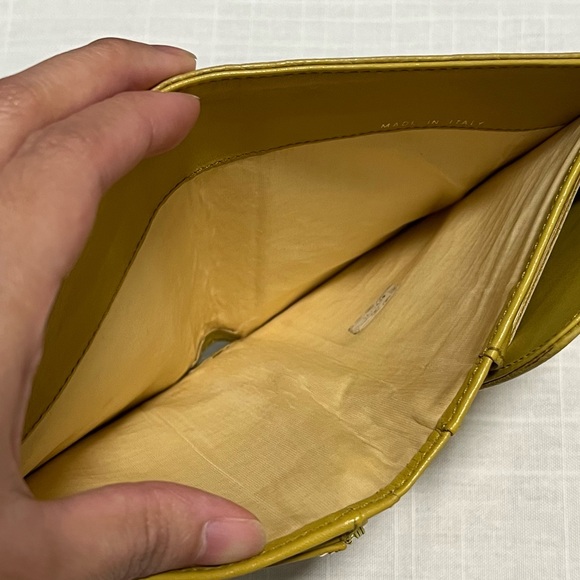 Chanel Wallet - Picture 5 of 11